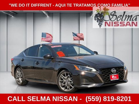Used 2023 Nissan Altima 2.0 SR FWD image 1