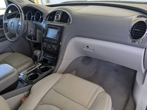 Used 2017 Buick Enclave Leather image 26