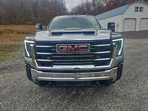 New 2026 GMC Sierra 2500 SLE w/ Preferred Package image 8