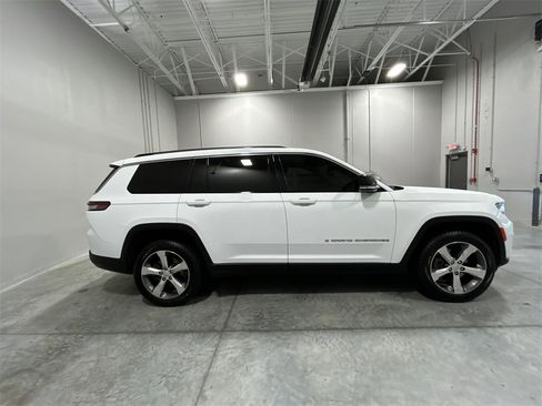 Used 2021 Jeep Grand Cherokee L Limited image 5