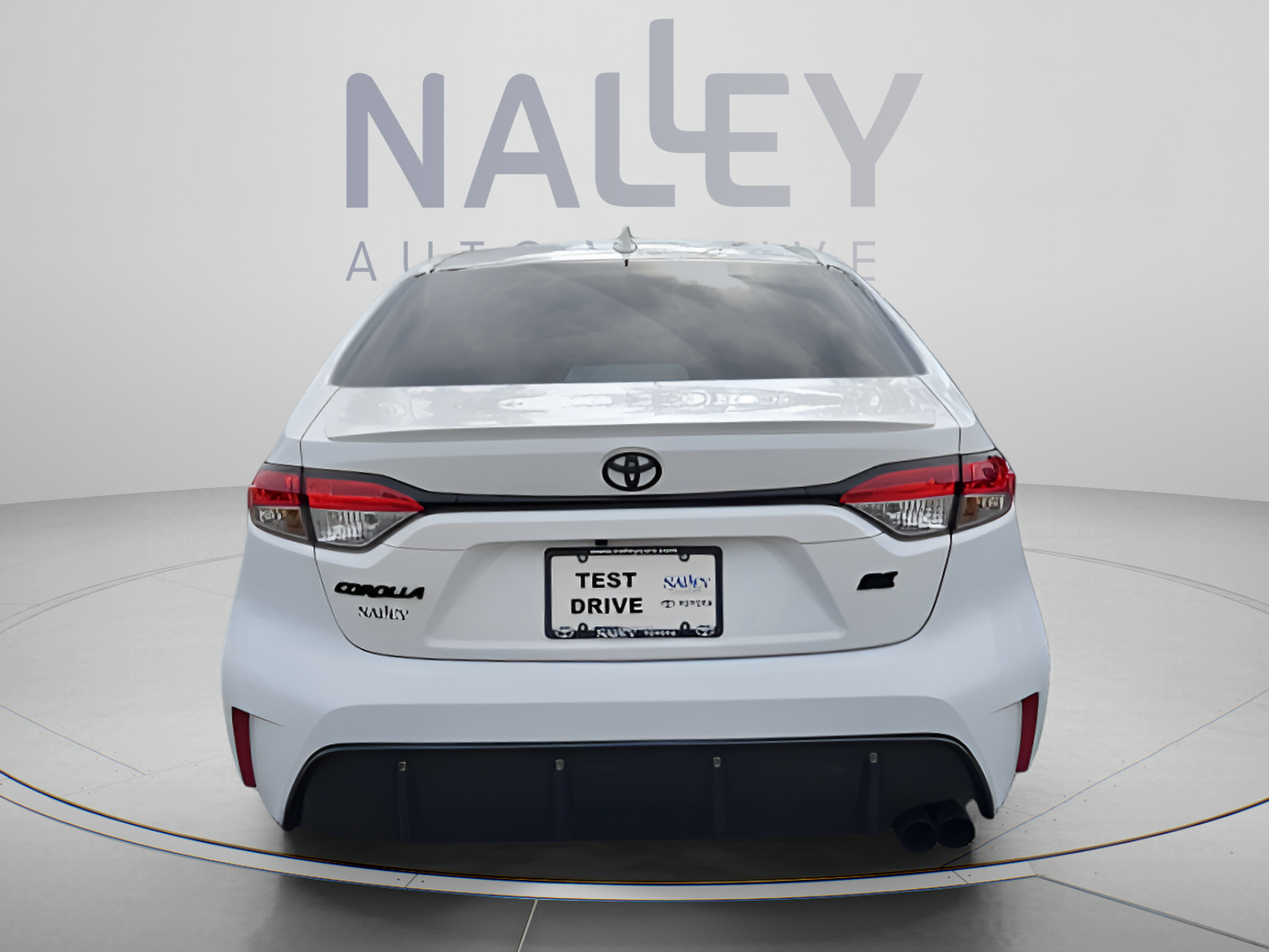 Certified 2024 Toyota Corolla SE FWD image 4