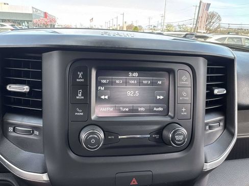 Used 2022 RAM 1500 Big Horn AWD/4WD image 22