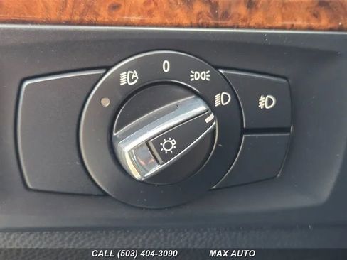 Used 2012 BMW 335i Coupe image 31