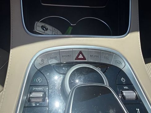 Used 2019 Mercedes-Benz S 560 4MATIC Sedan image 20