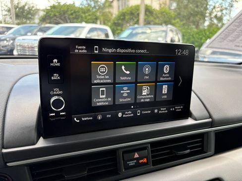 Used 2025 Honda Pilot EX-L image 28