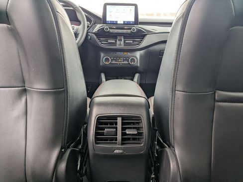 Used 2025 Ford Escape ST-Line image 29
