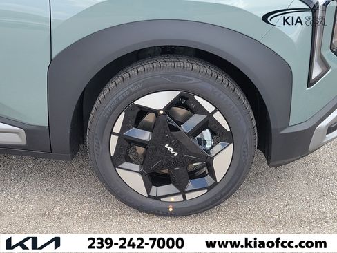 New 2027 Kia Seltos S FWD image 7