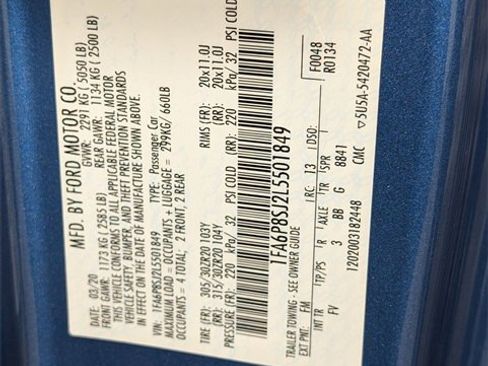 Used 2020 Ford Mustang Shelby GT500 w/ Technology Package image 31