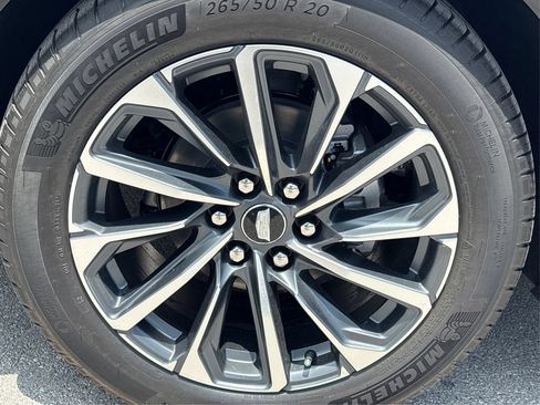 New 2027 Cadillac Lyriq Sport RWD image 13