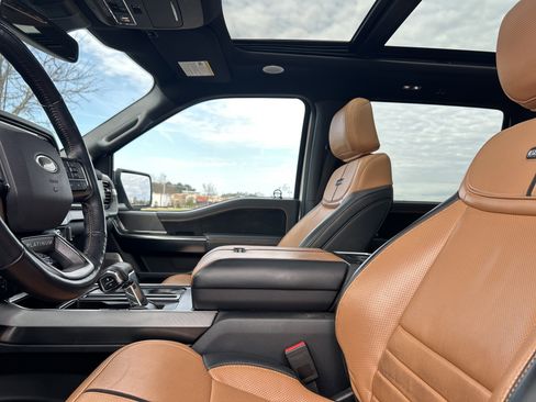 Used 2023 Ford F150 Platinum image 24
