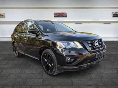 Used 2018 Nissan Pathfinder SL w/ Midnight Edition Package