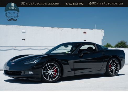 Used 2006 Chevrolet Corvette Coupe w/ Preferred Equipment Group RWD image 1