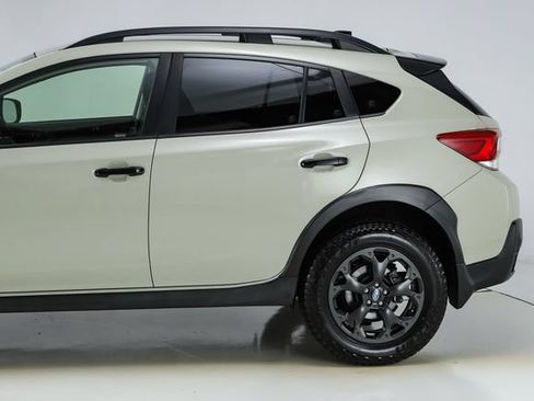 Used 2023 Subaru Crosstrek 2.0i Premium w/ Special Edition AWD/4WD image 5