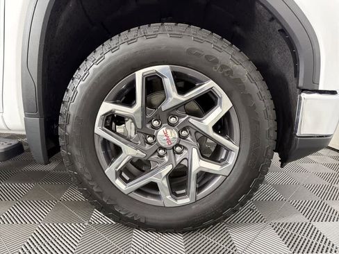 New 2026 GMC Sierra 1500 SLT w/ SLT Premium Plus Package image 19
