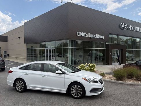Used 2017 Hyundai Sonata Sport w/ Winter Weather Package FWD image 1