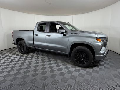 New 2026 Chevrolet Silverado 1500 Custom w/ LPO, Dark Essentials Package