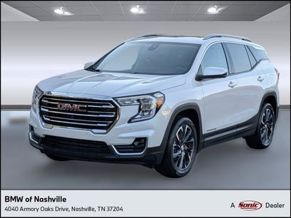 Used 2022 GMC Terrain SLT w/ Infotainment Package II