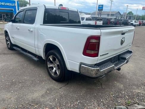Used 2022 RAM 1500 Laramie AWD/4WD image 5