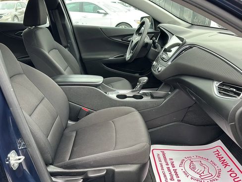 Used 2021 Chevrolet Malibu LT w/ LPO, Floor Liner Package image 17