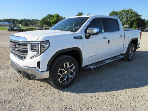 New 2026 GMC Sierra 1500 SLT w/ SLT Premium Plus Package AWD/4WD image 12