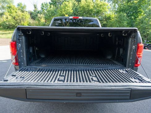 Used 2020 Ford F150 Lariat w/ Equipment Group 502A Luxury AWD/4WD image 39