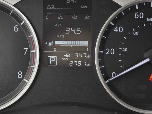Used 2025 Nissan Versa S w/ Trunk Package FWD image 25