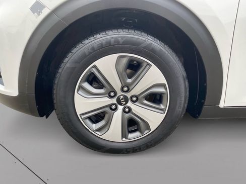 Used 2020 Kia Niro LX FWD image 9