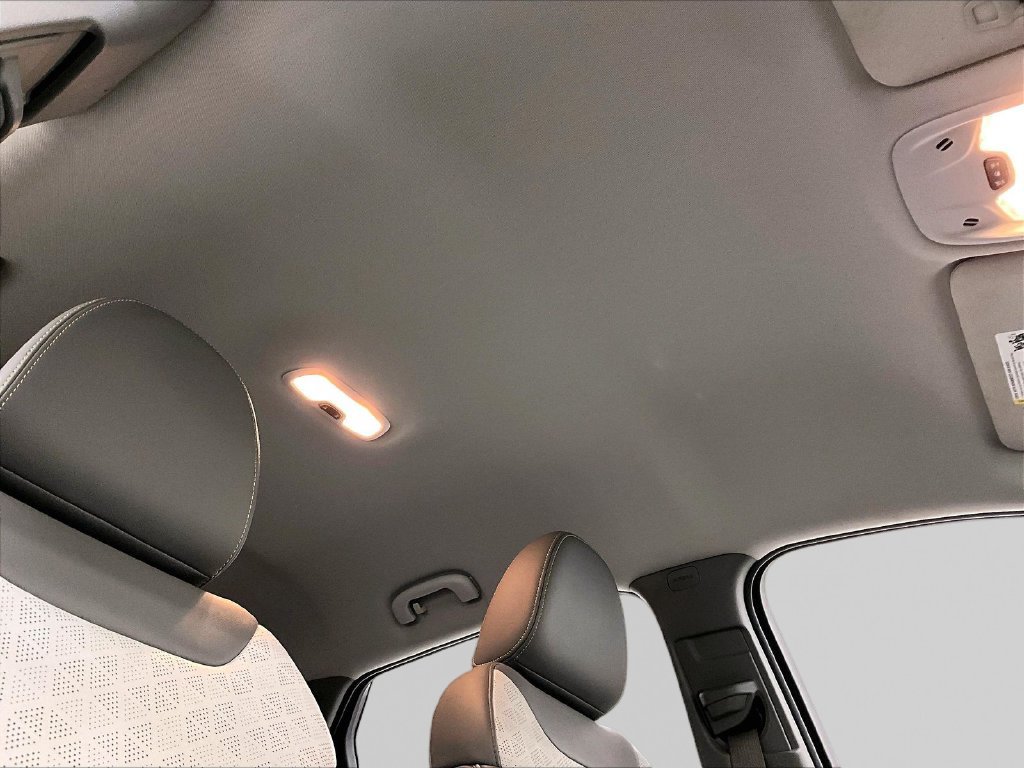 Used 2023 Chevrolet Bolt EUV Premier FWD image 27