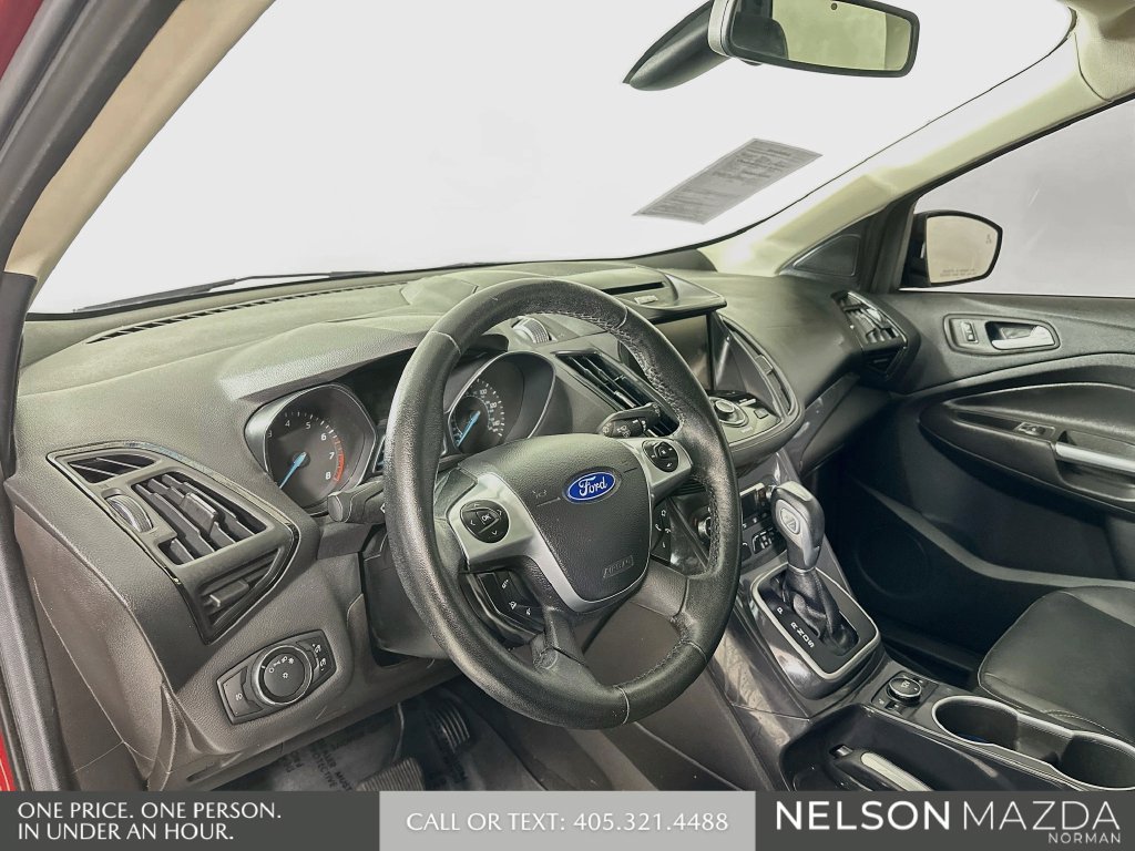 Used 2014 Ford Escape Titanium w/ Equipment Group 401A FWD image 10