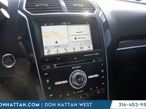 Used 2017 Ford Explorer Limited image 6