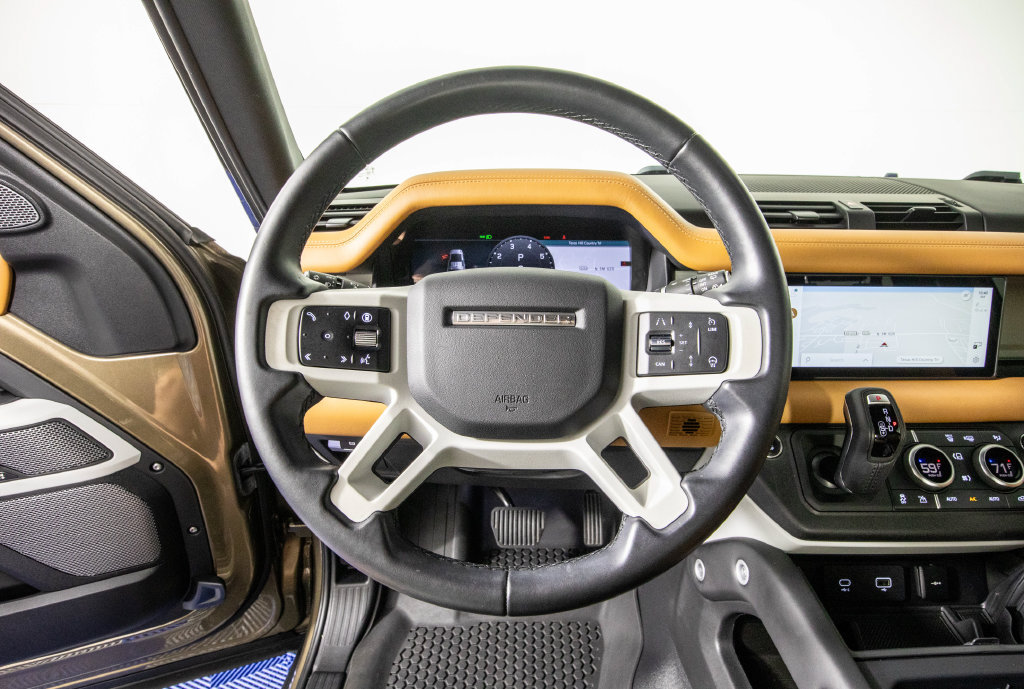 Used 2024 Land Rover Defender 110 X-Dynamic SE AWD/4WD image 19