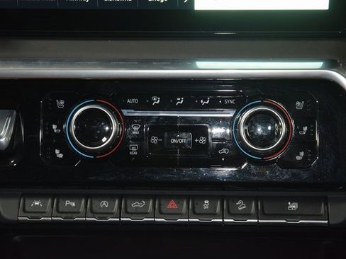 Used 2023 GMC Sierra 1500 Denali Ultimate image 36