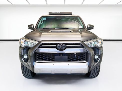 Used 2023 Toyota 4Runner TRD Off-Road Premium w/ Off Road Premium Plus Package AWD/4WD image 2