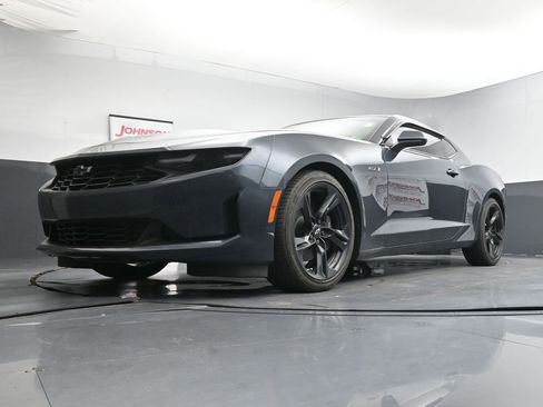 Used 2022 Chevrolet Camaro LT RWD image 20