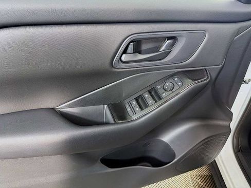 Certified 2025 Nissan Rogue S image 15