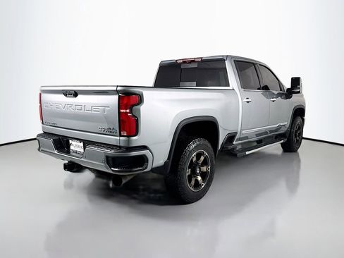 Used 2024 Chevrolet Silverado 3500 High Country w/ High Country Premium Package image 5