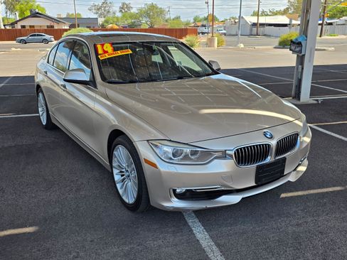 Used 2014 BMW 328i xDrive Sedan AWD/4WD image 7