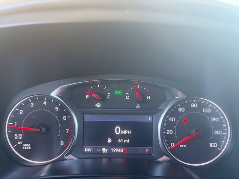 Used 2024 Chevrolet Blazer LT w/ Convenience Package FWD image 11