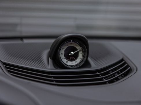 Certified 2023 Porsche Taycan GTS image 25