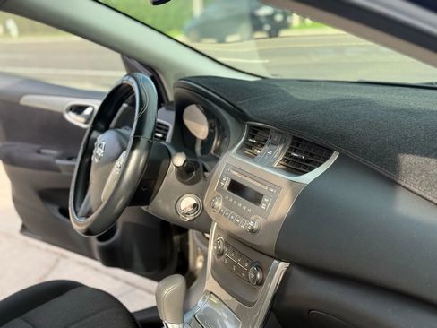 Used 2014 Nissan Sentra SR image 27