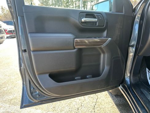 Used 2020 Chevrolet Silverado 1500 LT w/ Convenience Package image 10