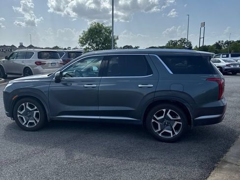 Used 2023 Hyundai Palisade SEL w/ Cargo Package FWD image 9