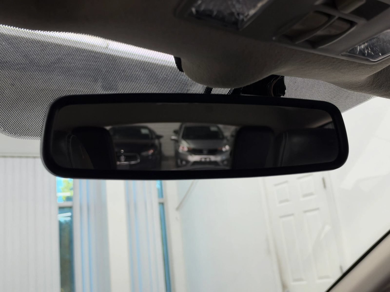 Used 2014 Ford Fiesta Titanium FWD image 36