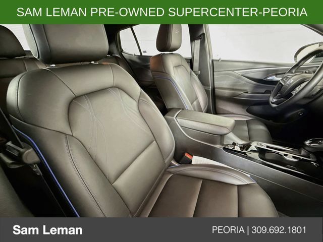 Used 2025 Buick Envista Sport Touring w/ Convenience I Package FWD image 28