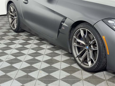 Used 2020 BMW Z4 M40i w/ Executive Package image 14