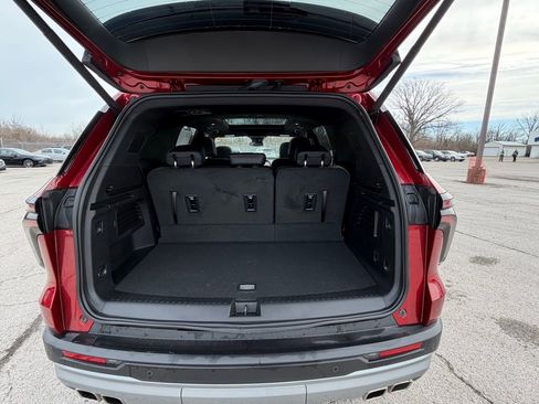 Used 2025 Chevrolet Traverse Z71 w/ Driver Confidence Package image 22