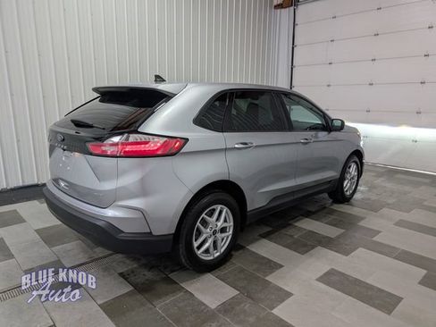 Used 2022 Ford Edge SE AWD/4WD image 4