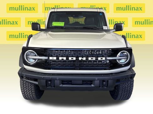New 2026 Ford Bronco Badlands AWD/4WD image 14