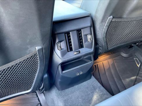 Used 2025 BMW X3 xDrive30i w/ Convenience Package image 34