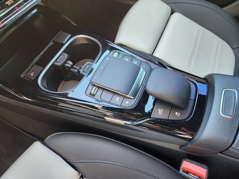Used 2022 Mercedes-Benz CLA 35 AMG 4MATIC image 21